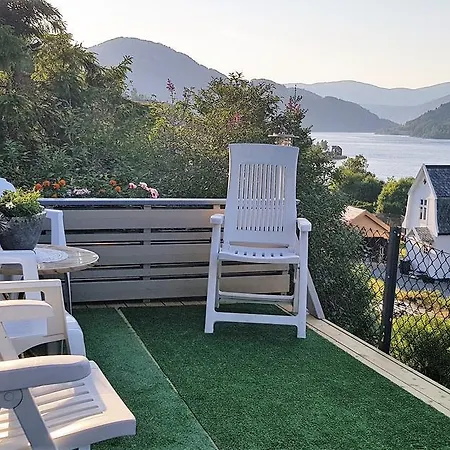Berge & Laila's Private *