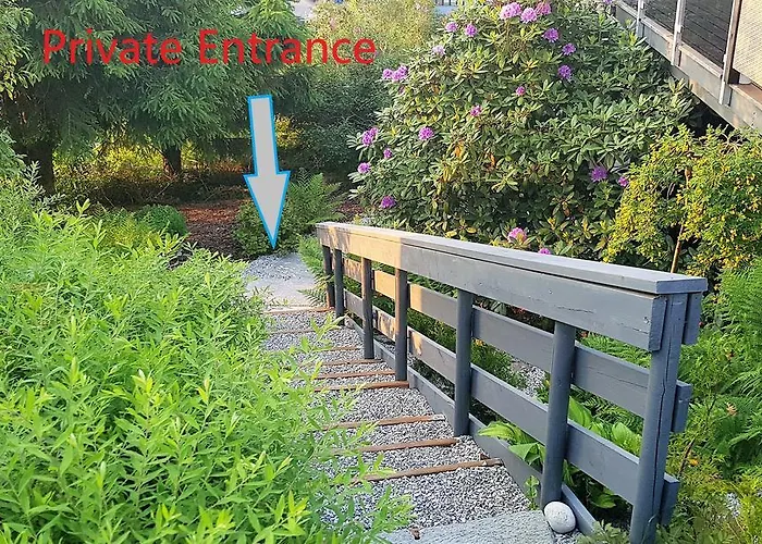 Berge & Laila's Private *